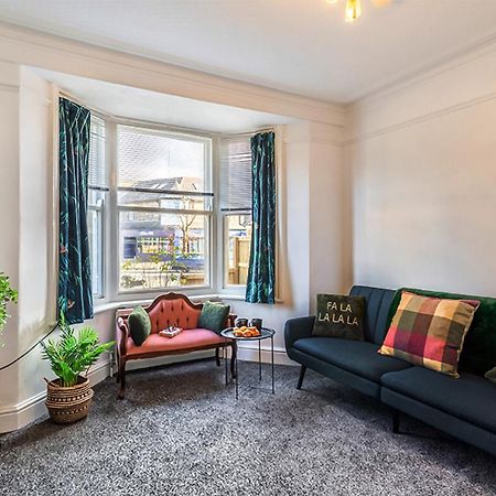 The Harrogate House - 4 Bed Townhouse Apartment Luaran gambar