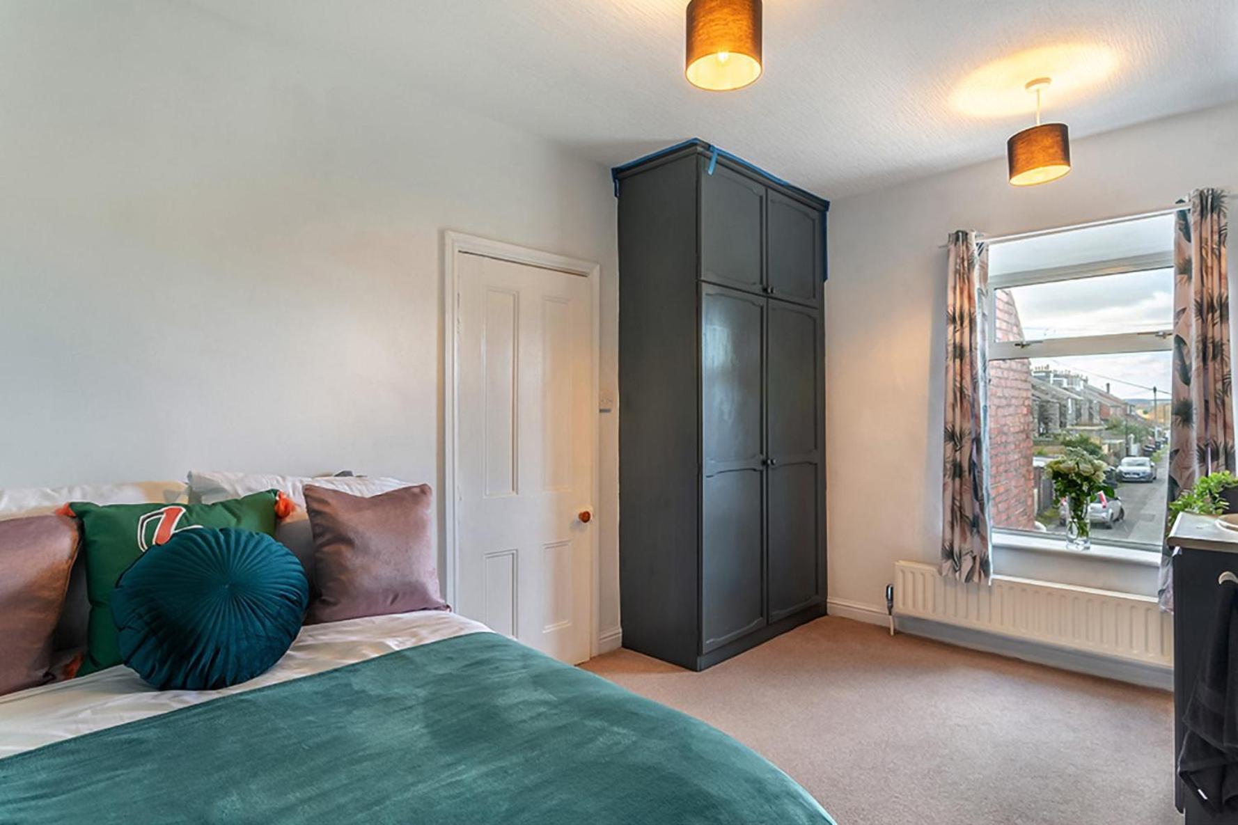 The Harrogate House - 4 Bed Townhouse Apartment Luaran gambar