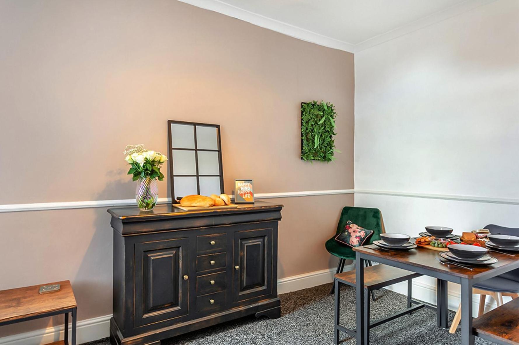 The Harrogate House - 4 Bed Townhouse Apartment Luaran gambar