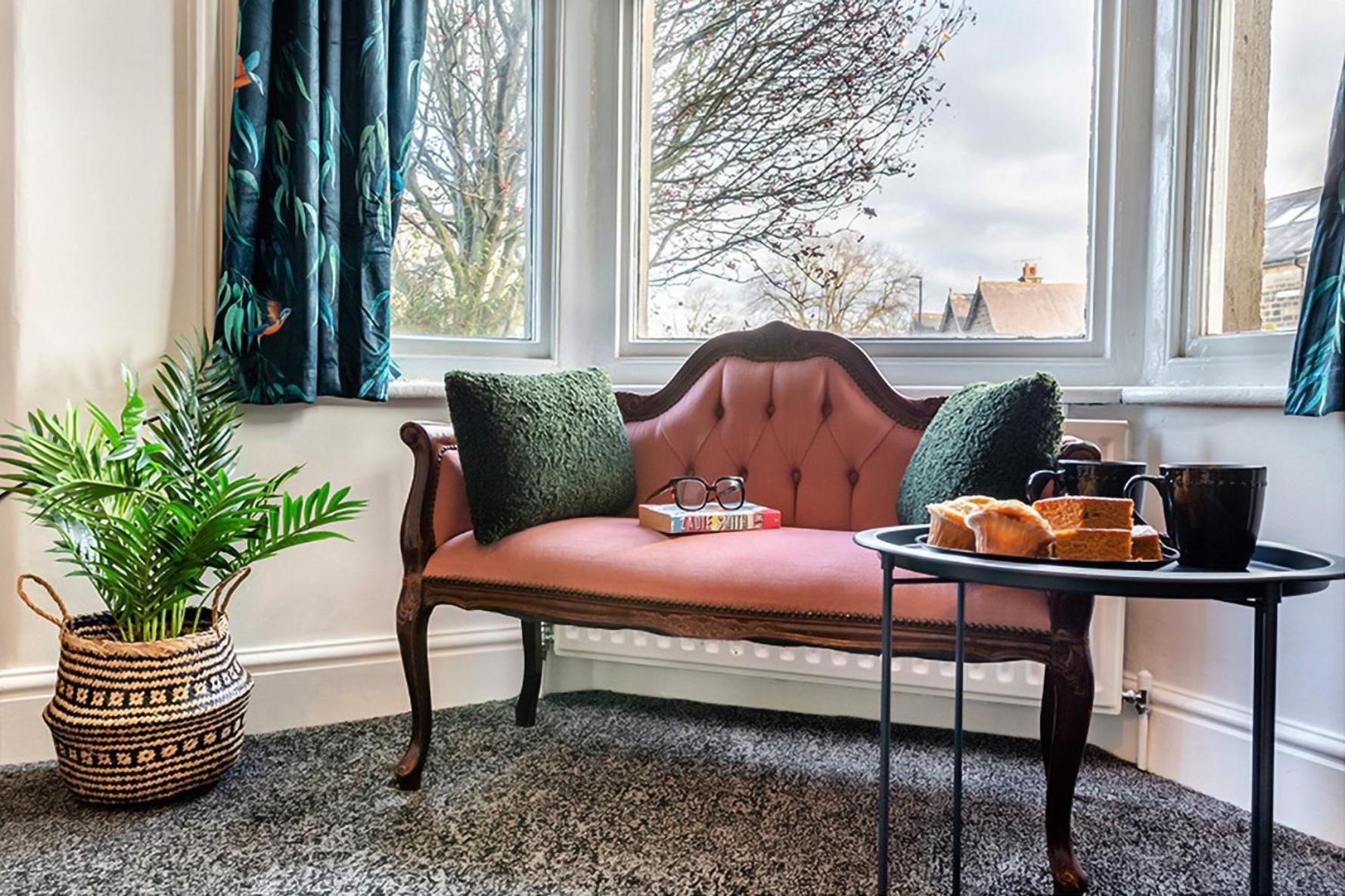The Harrogate House - 4 Bed Townhouse Apartment Luaran gambar
